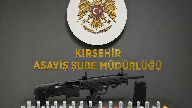 Kırşehir’de 2 ruhsatsız av tüfeği ele geçirildi