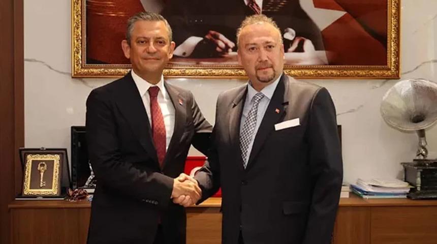 &Ouml;zg&uuml;r &Ouml;zel'in avukatlarından &Ouml;zkan Yalım başvurusu: "T&uuml;m WhatsApp yazışmaları geri getirilsin"