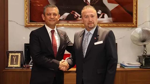 Özgür Özel'in avukatlarından Özkan Yalım başvurusu: Tüm WhatsApp yazışmaları geri getirilsin
