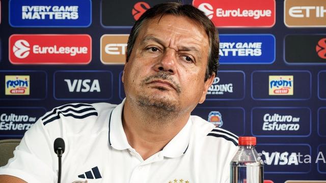 Ergin Ataman'ı çıldırtan soru! Basın toplantısını terk etti...