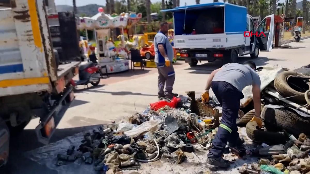 Bodrum da denizden 2 ton çöp çıktı! Adeta fışkırıyor 6