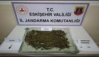 Eskişehir&rsquo;de jandarmadan uyuşturucu operasyonu