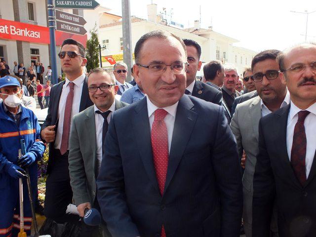 Bozdağ: CHP'nin göstereceği adayı Kılıçdaroğlu da bilmiyor