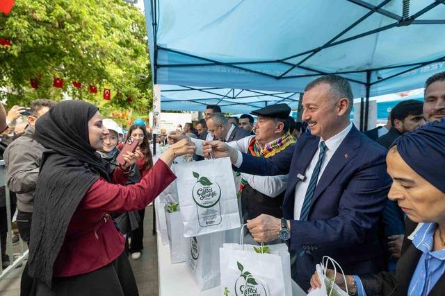 Kocaeli&rsquo;de d&uuml;nya &ccedil;ift&ccedil;iler g&uuml;n&uuml; coşkuyla kutlandı 4