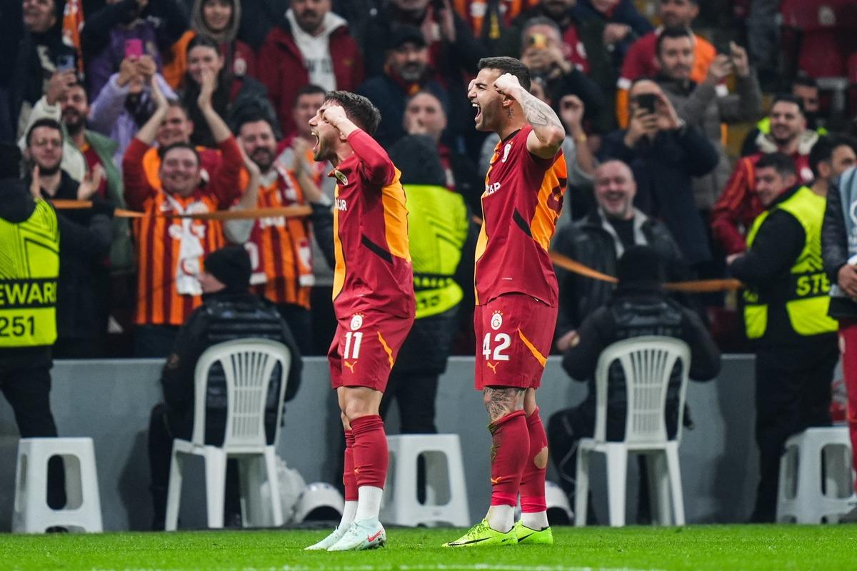 Abdülkerim Bardakcı transfer ateşini yaktı! "Evlat, gel birlikte oynayalım" 7