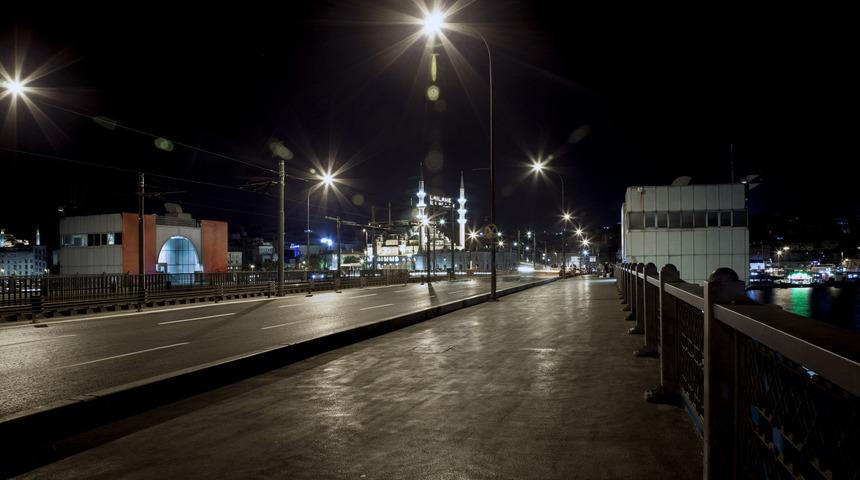 İstanbul boşaldı! Cuma akşamı şaşırtan görüntü