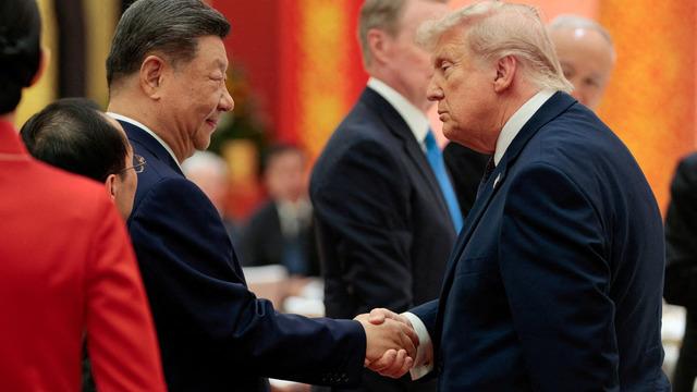 Trump duyurdu! &Ccedil;in'den İran'ı zora sokacak karar