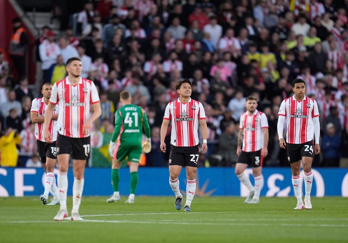 Hull City nin rakibi Southampton a casusluk suçlaması! Finalden atılabilirler 4