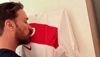Sinan Ak&ccedil;ıl'ın "T&uuml;rkler Geliyor" marşı yayında!