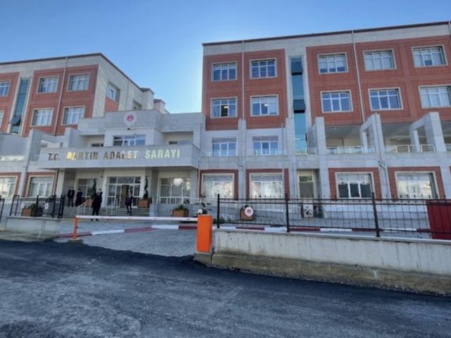 Amasra&rsquo;daki skandalda Tiktok detayı! &ldquo;350 liralık yemek&rdquo; iddiası