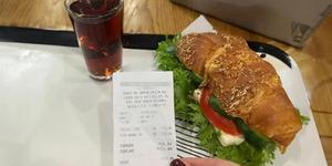 Gelen hesap dudak u&ccedil;uklattı