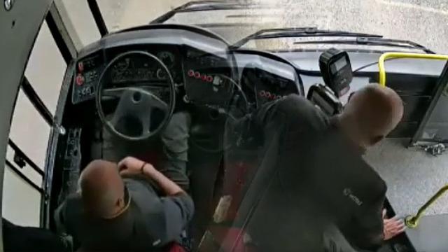 Malatya'da belediye otobüsü şoförünün duyarlılığı takdir topladı