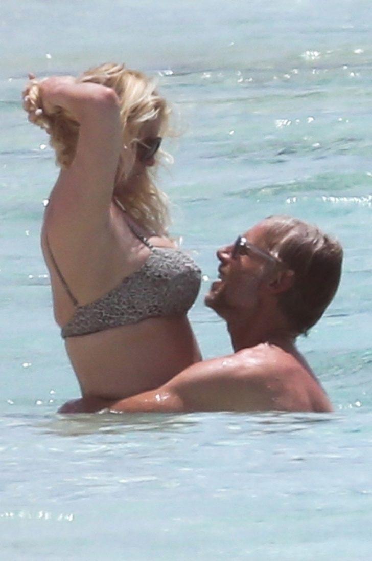 Jessica Simpson'ın tatil keyfi G2