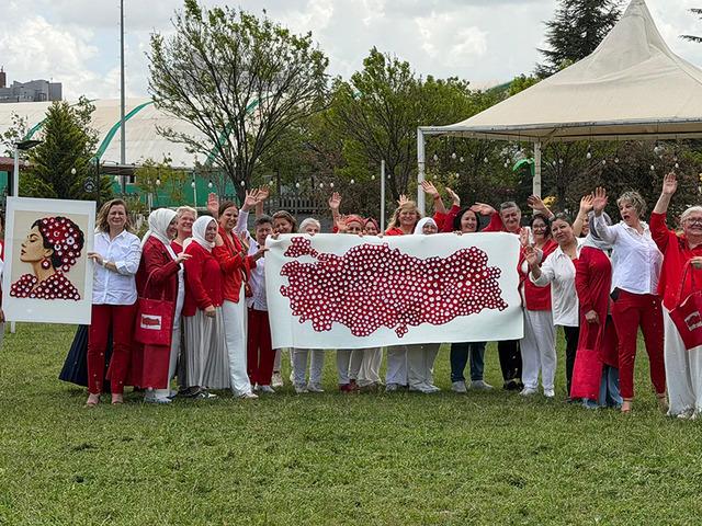 81 ilden 2 bin adet geldi: Dev haritaya d&ouml;n&uuml;şt&uuml;!