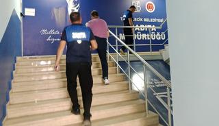 Bu da 'yeni nesil' dilencilik! Kapı kapı dolaşıp IBAN istiyorlar