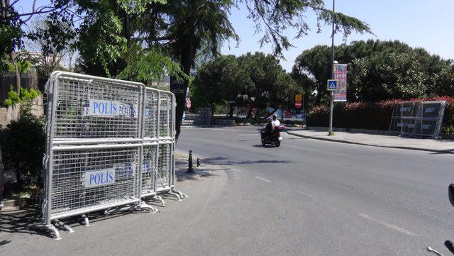 Taksim'de 1 Mayıs önlemleri alınmaya başlandı