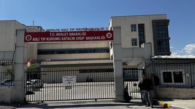 Antalya'da çıkan bıçaklı kavgada 1 kişi öldü