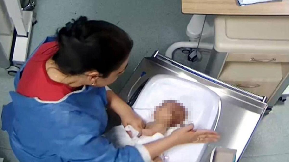 5 günlük bebeği darp etmişti! Mahkemede adeta yalvardı