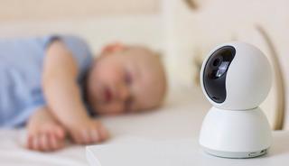 Milyonlarca bebek kamerası hacklendi! Şifreye gerek duymadan evleri izlediler