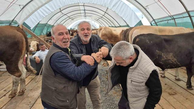 Sultangazi kurban pazarında hareketlilik başladı 1