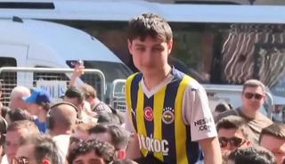Galatasaray kutlamasına Fenerbah&ccedil;eli taraftar damga vurdu!