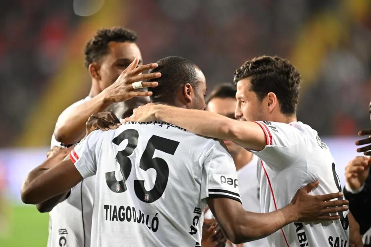 CANLI | Çaykur Rizespor - Beşiktaş Canlı Maç Anlatımı 1