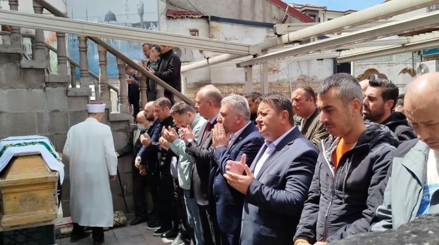 Hayatını kaybeden madenci son yolculuğuna uğurlandı