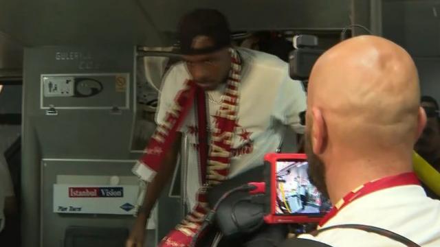 Şampiyonluk kutlamasında Victor Osimhen'in tavrı taraftarları şoke etti