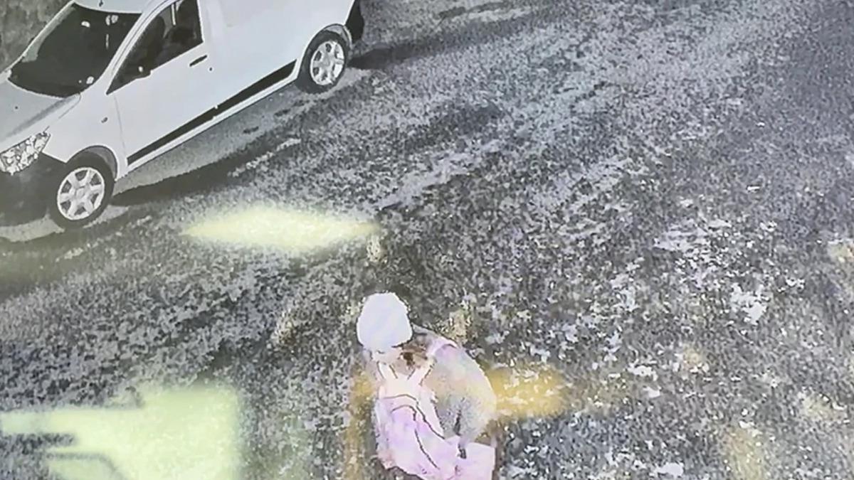 N&ouml;roloji doktoru sevgilisinin evinin terasından kendini attı! O anlar kameraya yansıdı 1