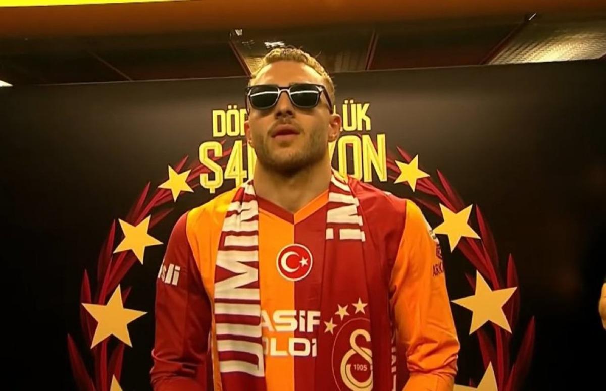 CANLI : Galatasaray, şampiyonluk kupasını kaldırdı! 11