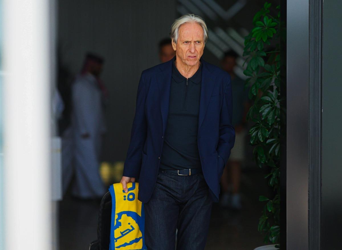 Fenerbah&ccedil;e den tarihi hamle! Jorge Jesus i&ccedil;in rekor b&uuml;t&ccedil;e 2