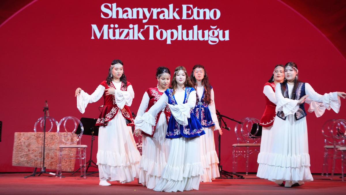 8. Etnospor K&uuml;lt&uuml;r Festivali nde  D&uuml;nya Burada : 24 &uuml;lke, y&uuml;zlerce gelenek Etnospor da bir araya geliyor 6