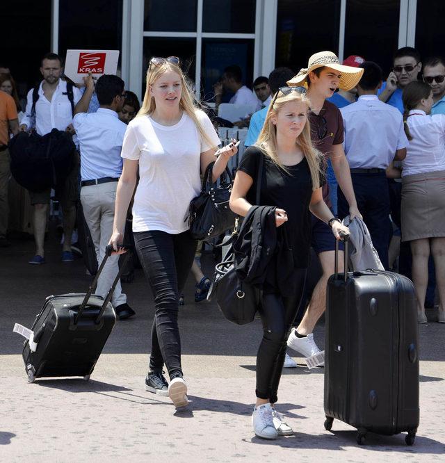 Antalya turizmde 1 milyonu aştı