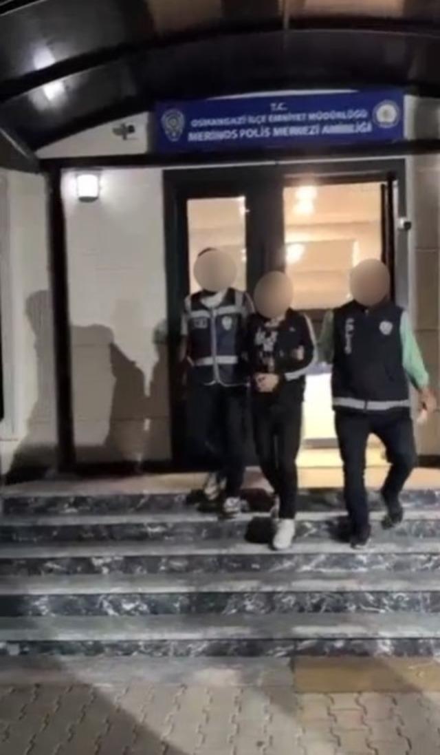 Bursa&rsquo;da 4 firari yakalandı 1