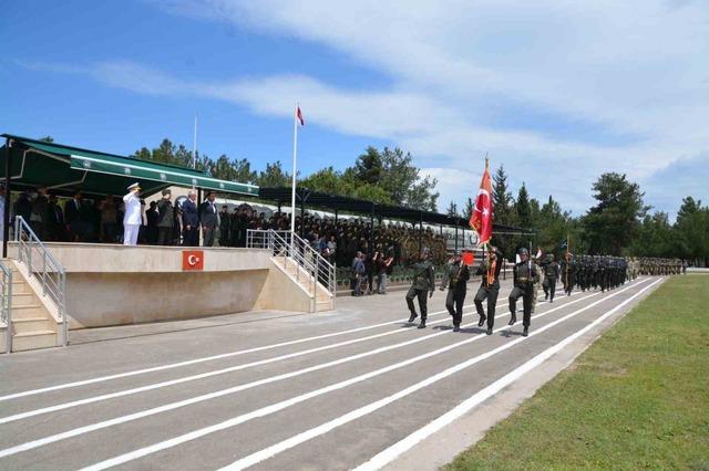 İskenderun&rsquo;da engelli bireyler temsili askerlik t&ouml;reninde yemin etti 3