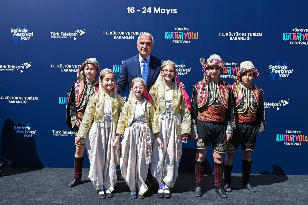Eskişehir ilk kez k&uuml;lt&uuml;r yolu&rsquo;nda! Lezzet duraklarıyla şehirde festival coşkusu başladı 5
