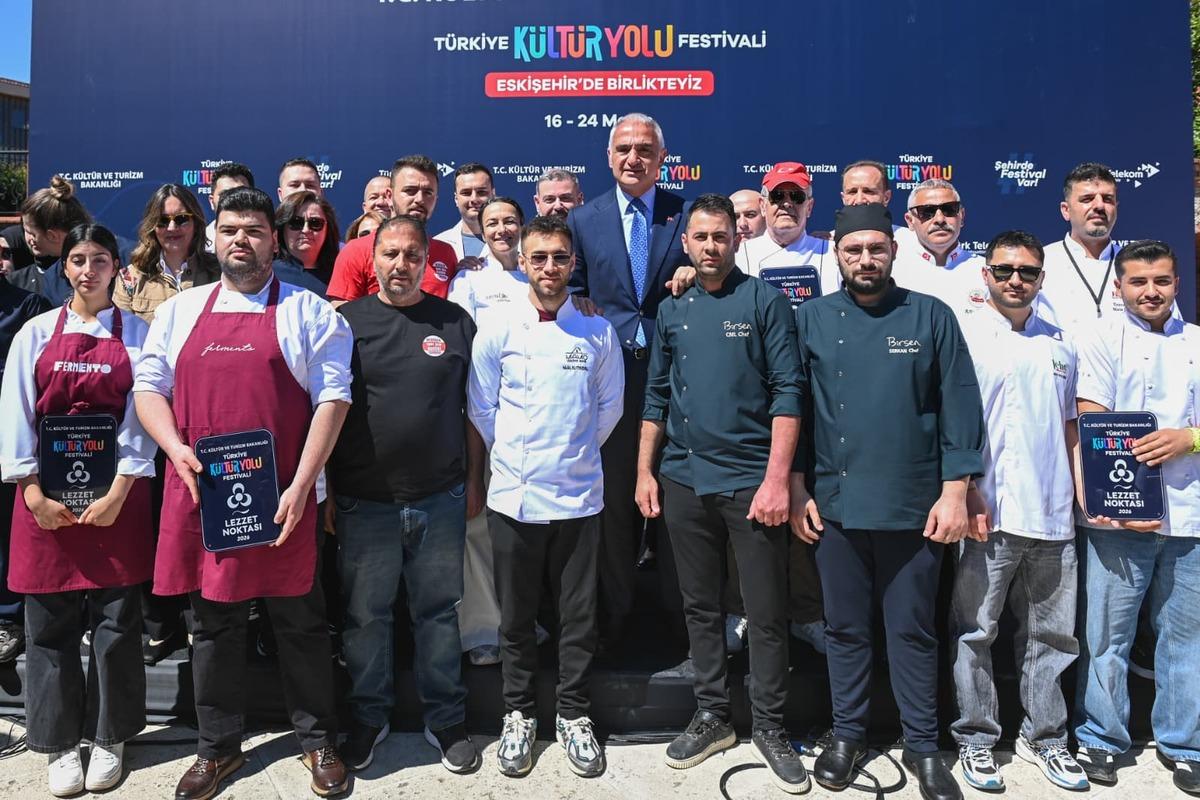 Eskişehir ilk kez k&uuml;lt&uuml;r yolu&rsquo;nda! Lezzet duraklarıyla şehirde festival coşkusu başladı 3
