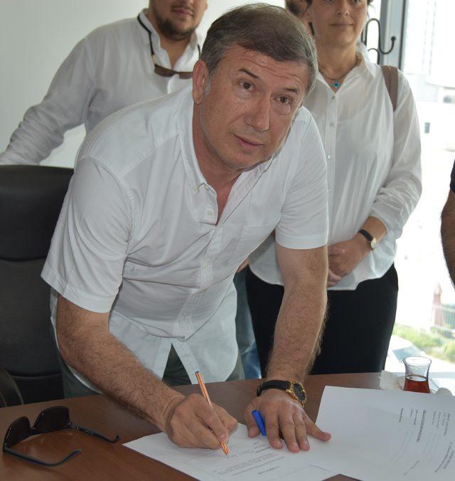 Tanju &Ccedil;olak, AK Parti den milletvekili aday adayı oldu 1