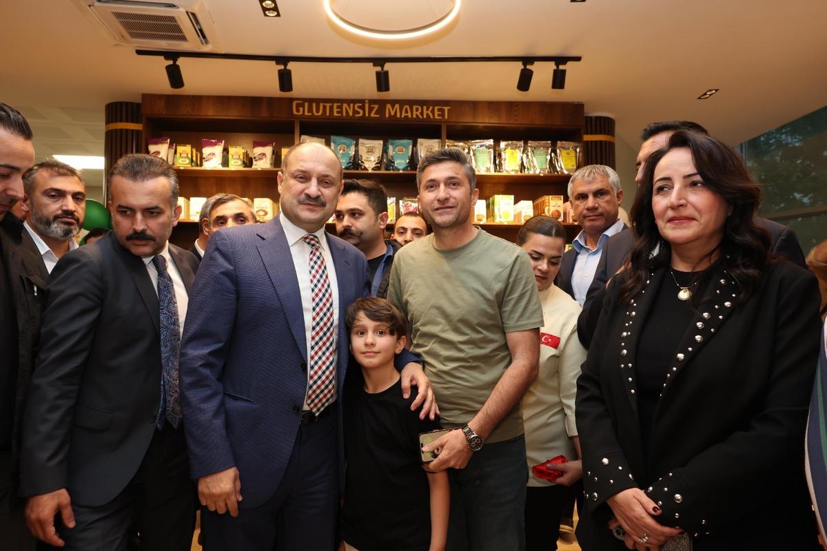 Şanlıurfa Belesiyesi nden  Glutensiz kafe  hizmeti! Başkan Gülpınar: "Hiçbir vatandaş yalnız kendisini hissetmeyecek" 8