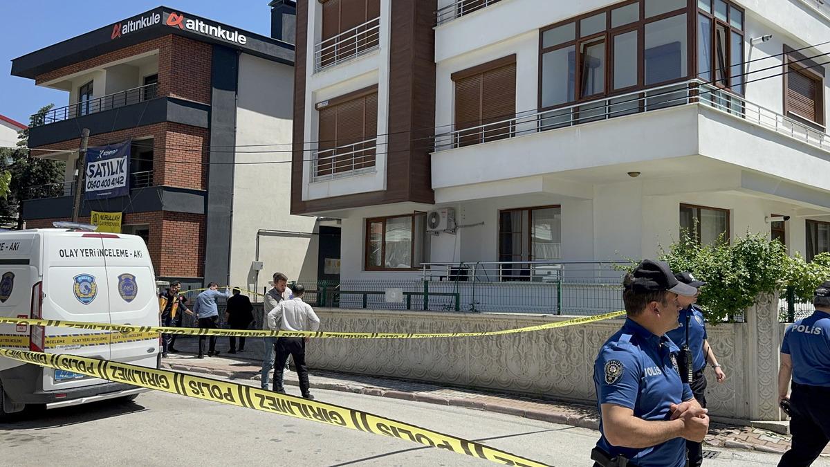 Konya da aile vahşeti! Parkta kanlar i&ccedil;inde bulunan &ccedil;ocuk katliam yapmış 1