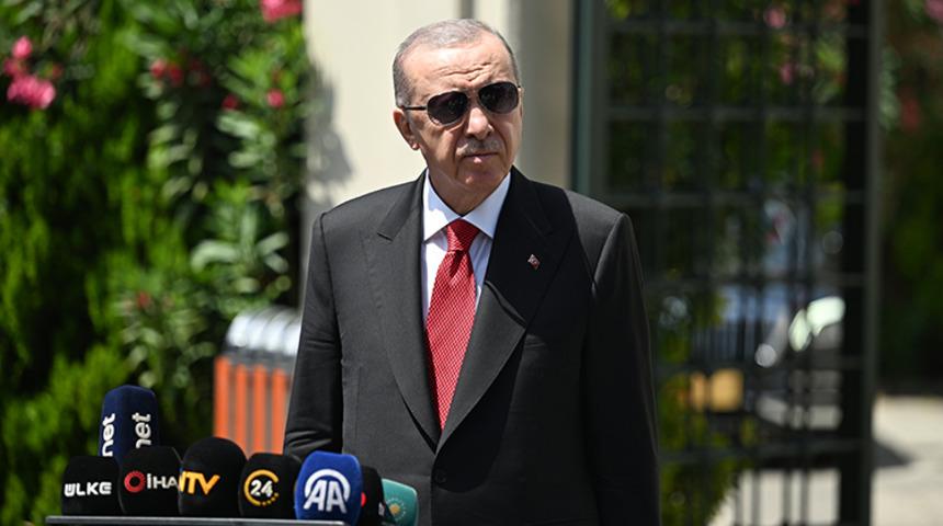 Cumhurbaşkanı Erdoğan'ın yeniden adaylığı i&ccedil;in dikkat &ccedil;eken &ccedil;ıkış: "Birden fazla plan var"