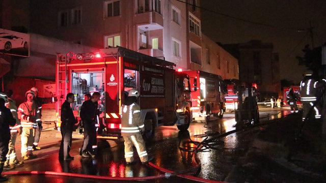 Strafor imalathanesinde yangın