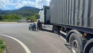 Bilecik&rsquo;te tır ile motosiklet &ccedil;arpıştı: 1 yaralı
