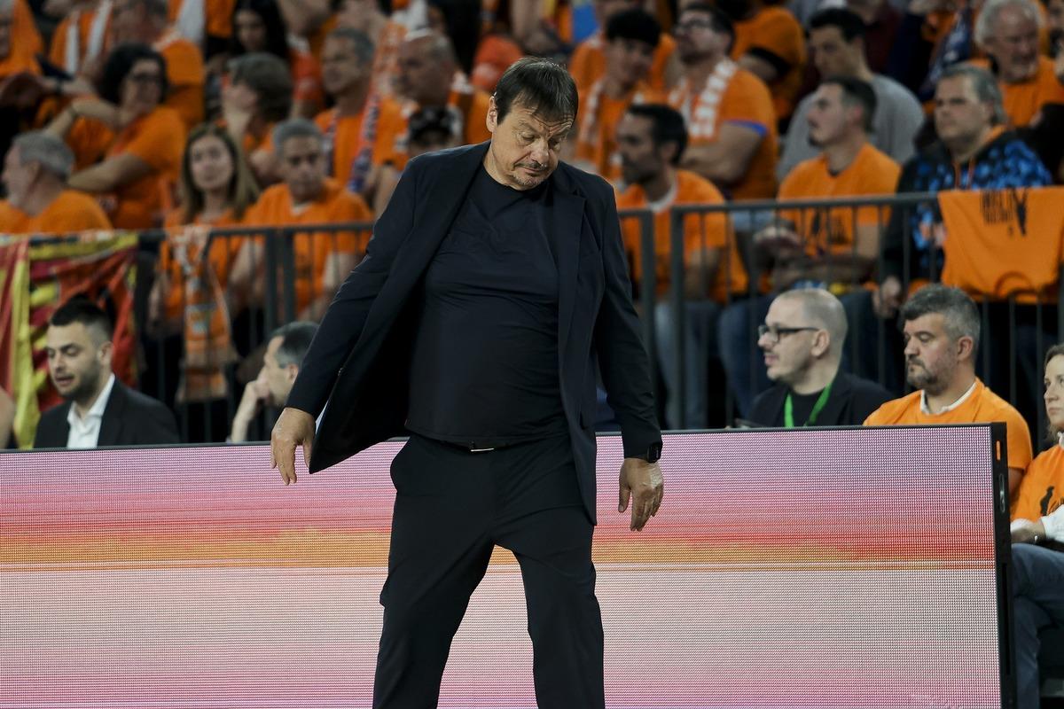 Ergin Ataman dan İsrailli başkana sert tepki! "&Ccedil;eneni kapa" 4