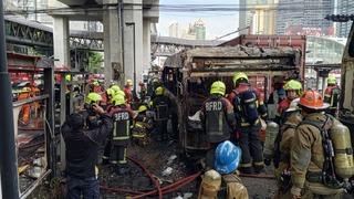 Tayland'da dehşet anları! Tren kalabalığı böyle daldı: Çok sayıda ölü var