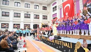 600 &ccedil;ocuktan dev koro performansı