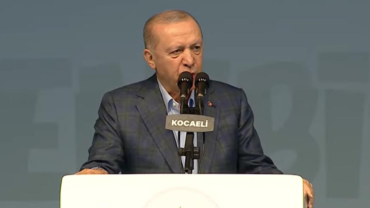 Cumhurbaşkanı Erdoğan Kocaeli de: "&Ccedil;ok daha iyi yerlere geleceğiz, gece g&uuml;nd&uuml;z &ccedil;alışıyoruz" 1