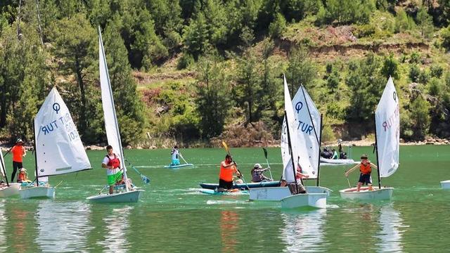 Maviyle yeşilin buluştuğu Burdur’da doğa ve su sporları etkinliği