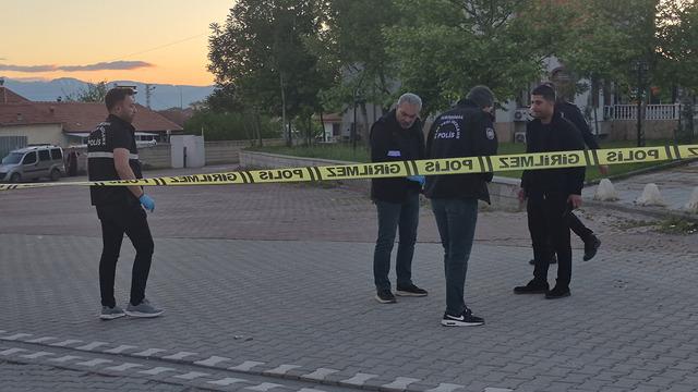 Yer: Malatya! Sosyal medyada tartışıp, parkta kavga ettiler
