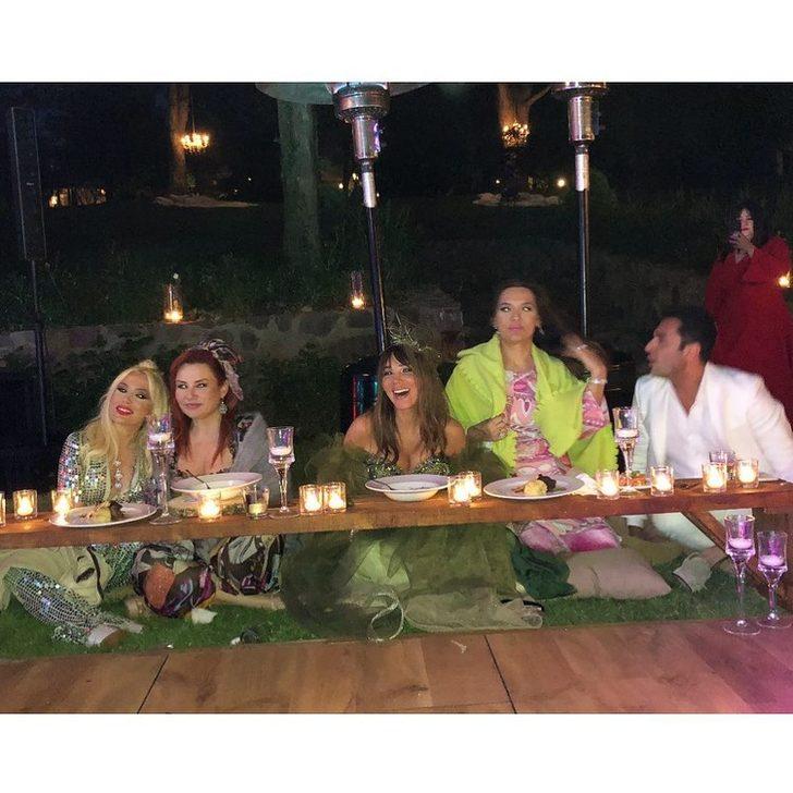 Seren Serengil - Yaşar İpek'in nişanında neler yaşandı? Ünlü ismin dekoltesi damga vurdu! G3